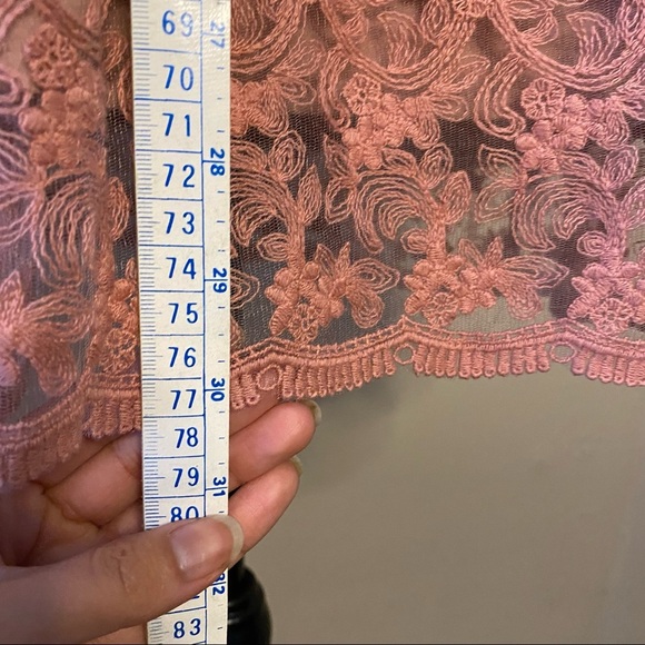 Doe & Rae Pink Lace Long Sleeve Midi Dress size xs - Picture 3 of 5